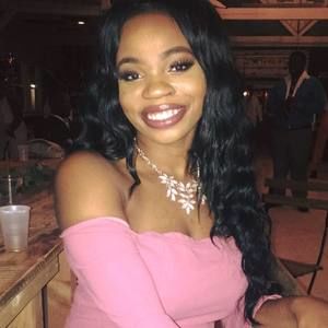 Meet your Posher, Jennipher